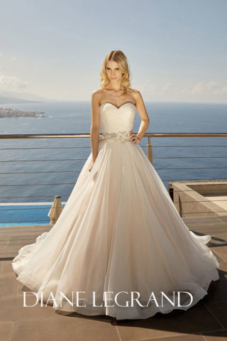 Brautkleid von Diane Legrand in Berlin