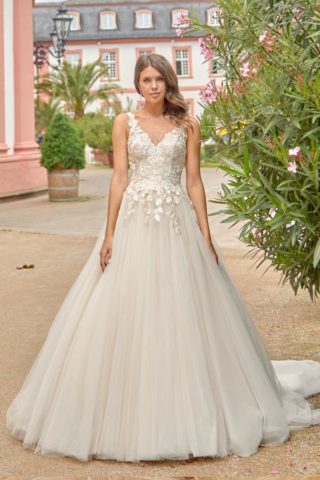 Brautkleid von Diane Legrand in Berlin