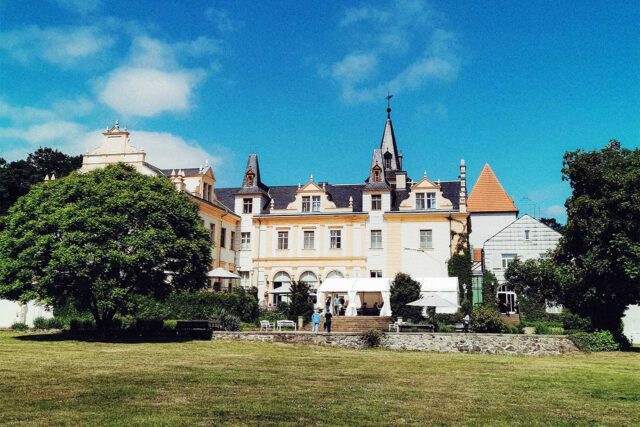 Heiraten Schloss Liebenberg – standesamtliche Trauungen an verschiedenen Standorten